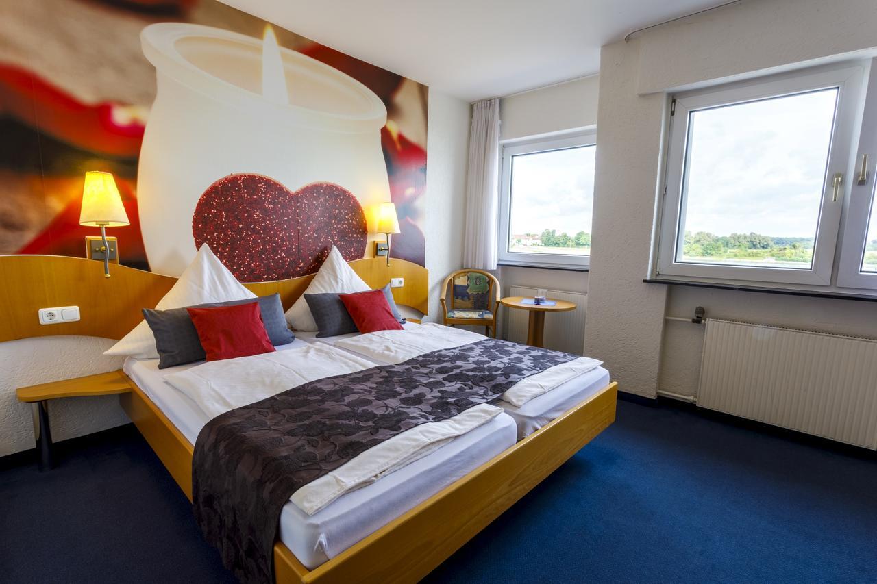 Hotel Rheingold Gernsheim Eksteriør billede
